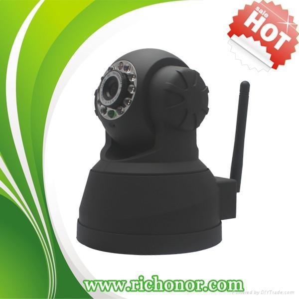 Wireless PTZ IP Camera with