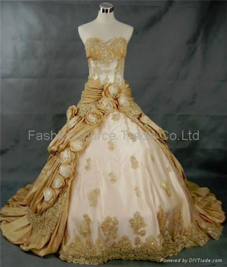 Taffeta Hollow beaded bodice and roses asymmetrical skirt wedding dress