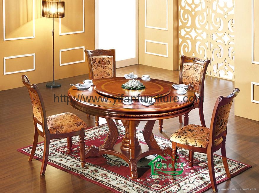 Mennonite Harvest Oak table, with chairs, buffet and hutch, Lloyd
