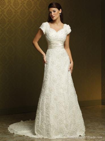 Line Dress on Short Sleeve A Line Lace Wedding Dress   Ms0040   Oem  China