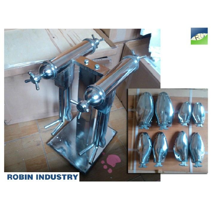 boot stretcher diy