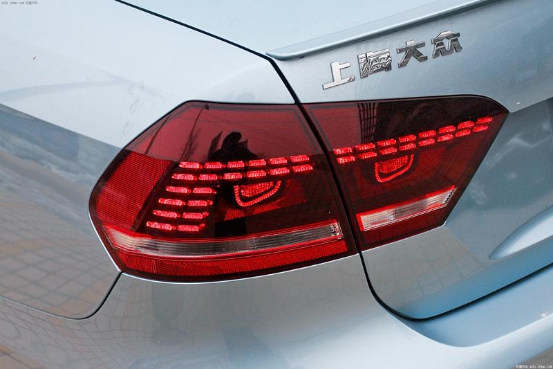 Led tail lights 2013 passat