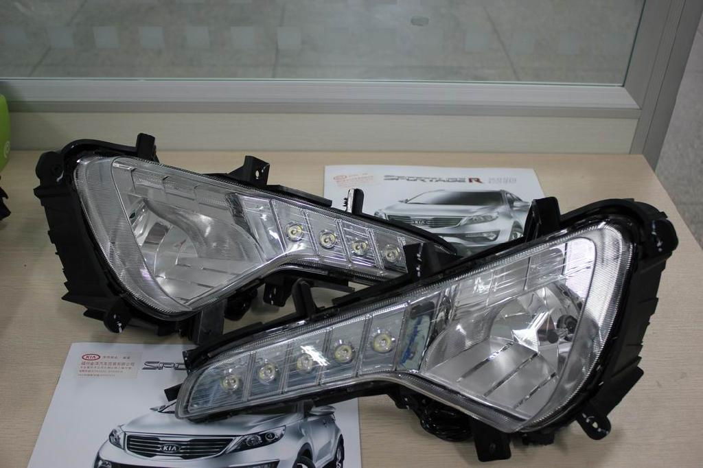 供应起亚智跑专车专用LED日间行车灯 - ydc -