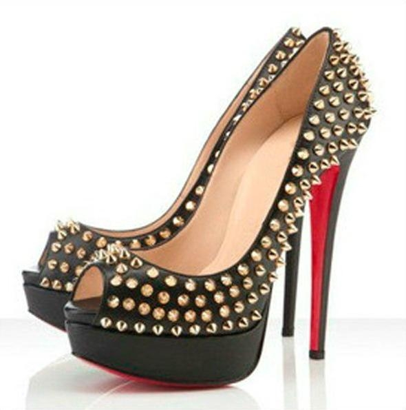 Women shoes online. Designer heels