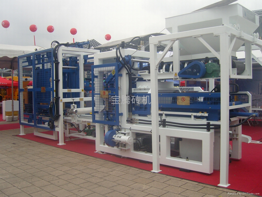 大型全自动混凝土砌块成型机成套生产线 (BT-