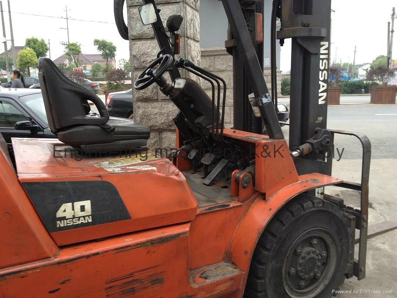 Nissan 8000 forklift #7