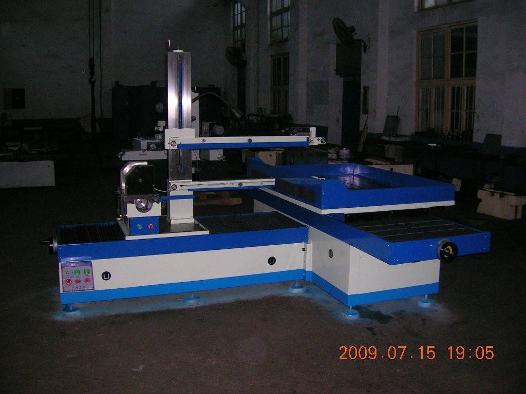 中走丝线切割 分体式超大行程线切割机床 - DK