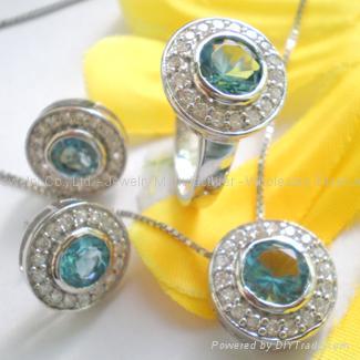 http://img.diytrade.com/cdimg/307598/7445121/0/1227245212/925_Sterling_Silver_Jewelry_Set.jpg