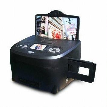 Multimedia Scanner for Films, Photos and Cards with Built-in 32MB Flash Memory