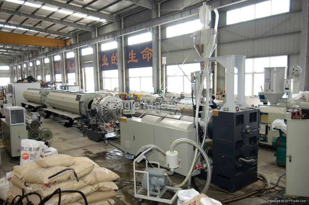 塑料管材生产线