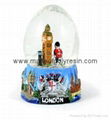 Polyresin Snowglobe Snowball Waterball for London