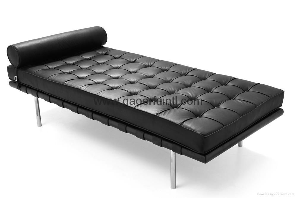 Barcelona Day Bed