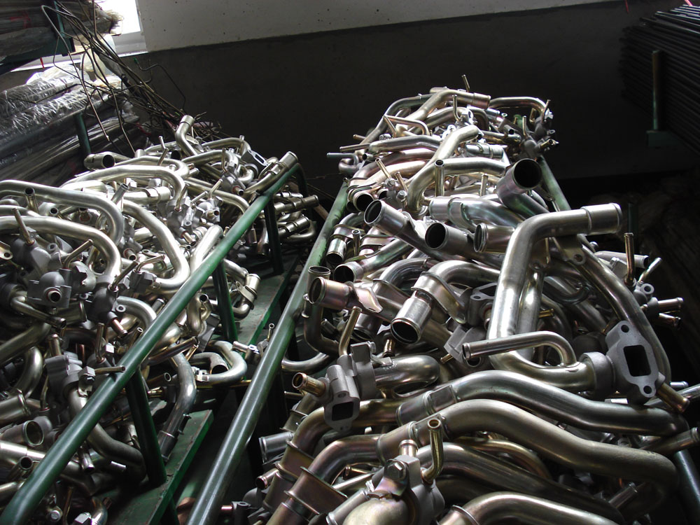 三维数控弯管机 - SNC,CNC - 贵冠 (中国 生产商