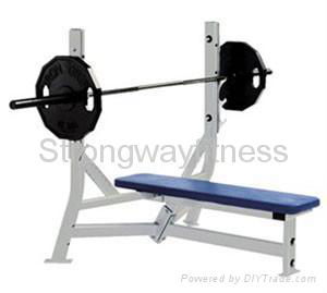 Hammer_Strength_Flat_Bench_Press_SH32.jpg