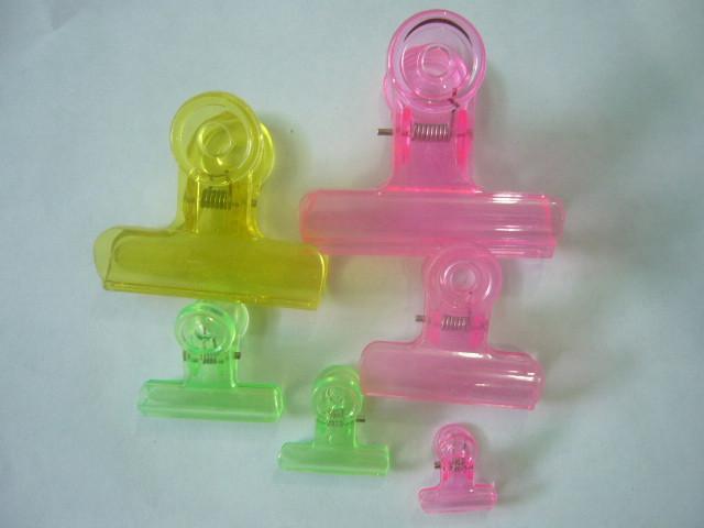 塑料夹子文具夹 (中国 广东省 生产商) - 装订用