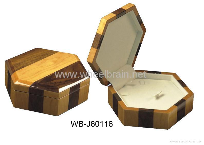 Simple Wooden Jewelry Boxes