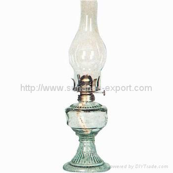 oil lamp. Kerosene lamps / Queen Mary