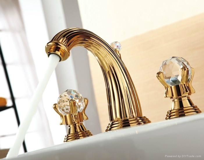 PVD GOLD WIDESPREAD LAVATORY BATHROOM SINK FAUCET crystal handles knobs