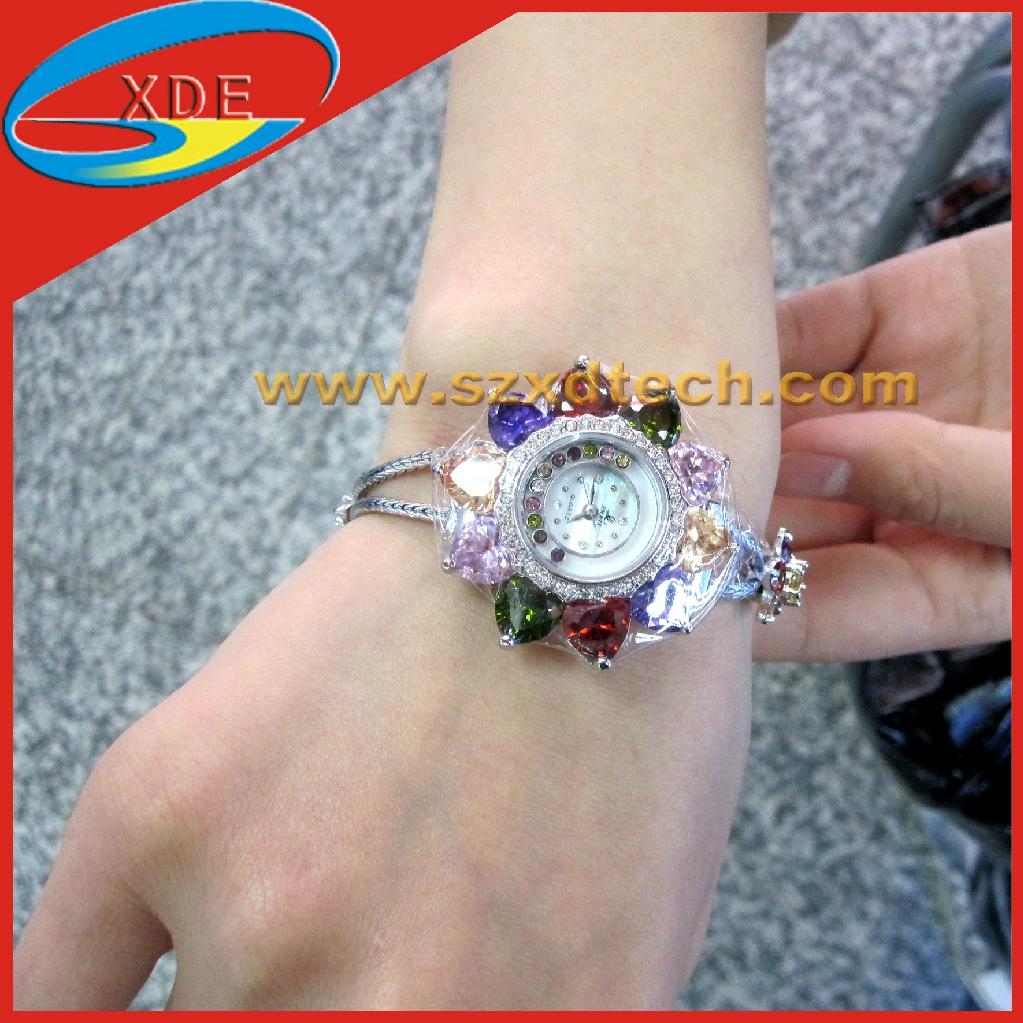 Lotus Flower Design Watches with Diamond Lotus Flower Design Watches with Diamond