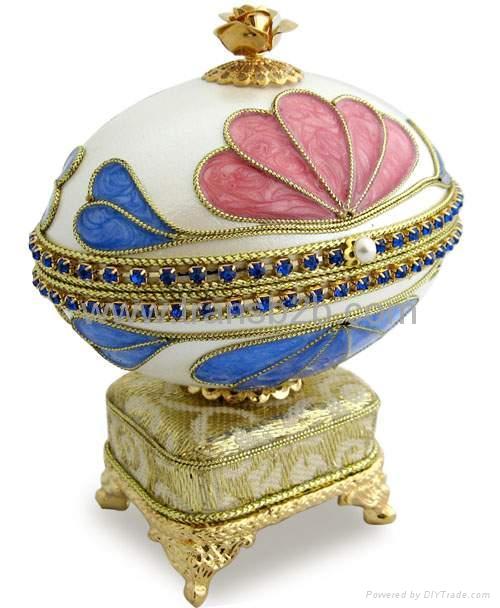 Eggshell Carving Musicial Jewelry Box