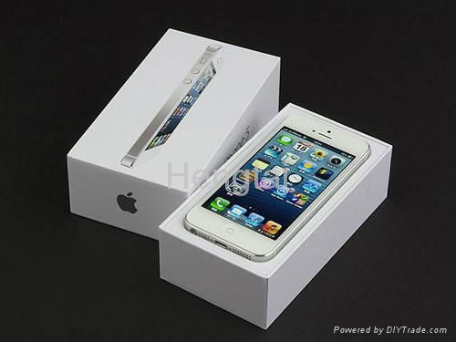 Refurbished Apple iPhone 5 16GB Black and White color 5