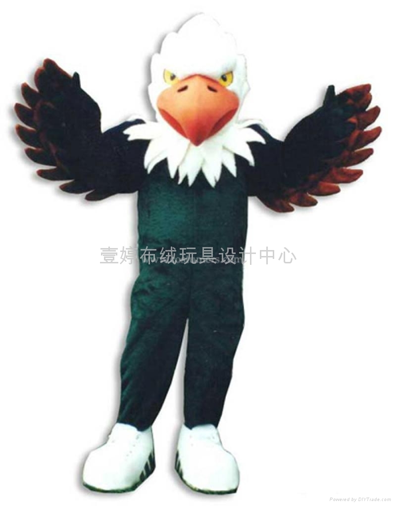 A 壹婷布绒玩具设计中心是专业的玩具打版和培训中心,现进行玩具电脑玩具和手工设计培训.从玩具基础讲起,运用独特的教学方法,从学习绘画开始,教授你如何把持住玩具图片的比例和形状,如何去画出玩具图片的正面图和侧面图,如何根据玩具图片的正面,侧面,底面图去分解玩具裁片,教授你辨别玩具裁片的规范性,常规性,多变性,教学课程内容安排三个月,全部开发玩具图片为主,结合教授玩具绘画和实物复板(不准拆开玩具样板),主攻看图片出纸样.