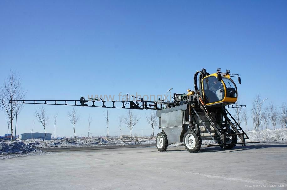 High clearance self propelled type boom sprayer 3WZ-1500B (China