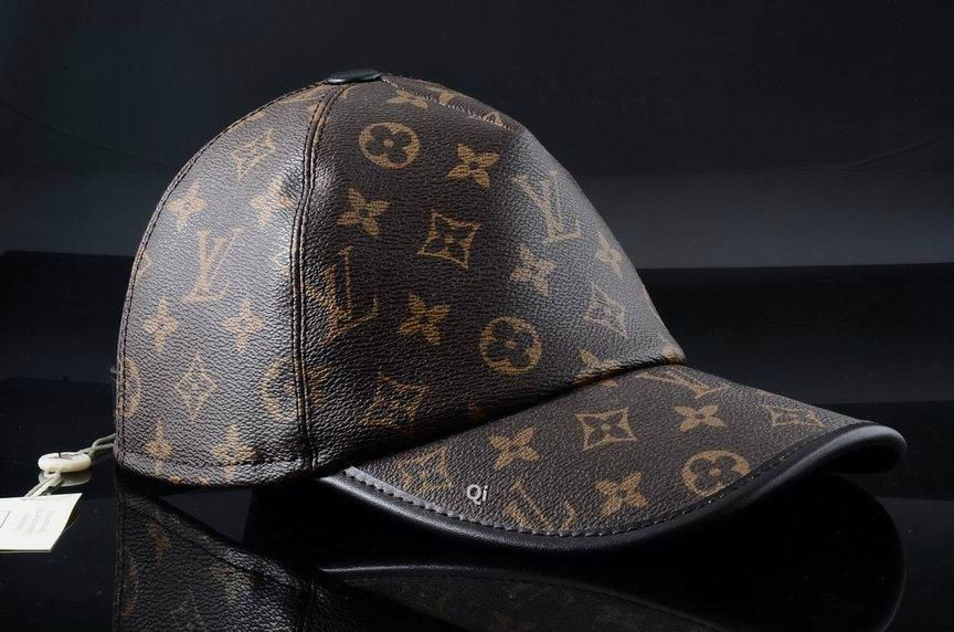 Louis Vuitton Hat Women's Priced | SEMA Data Co-op