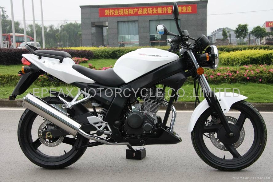 250cc street motorcycle