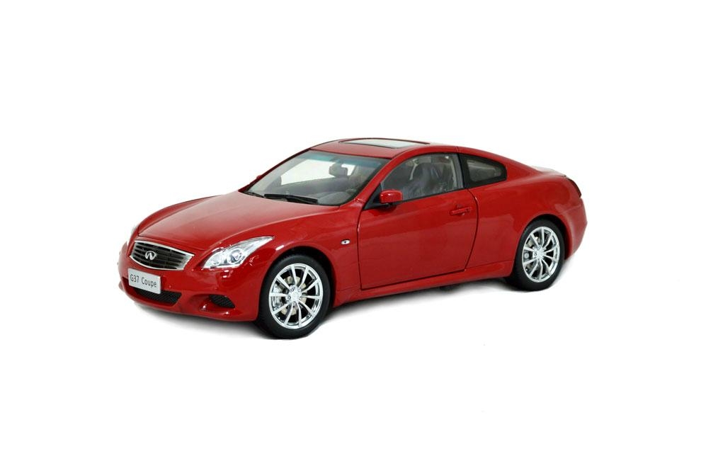 Miniature Cars Replica Infiniti G37 Coupe 2013 Diecast Model Car By
