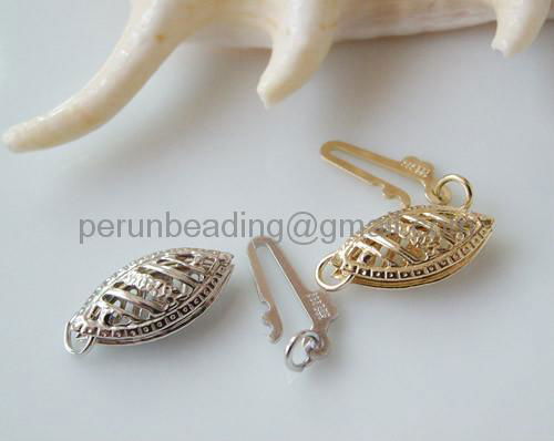 14carat gold fish hook clasp 3