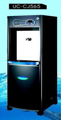 Water dispenser