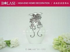 ceramic vase (bone china vase)