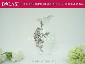 ceramic vase (bone china vase) 2