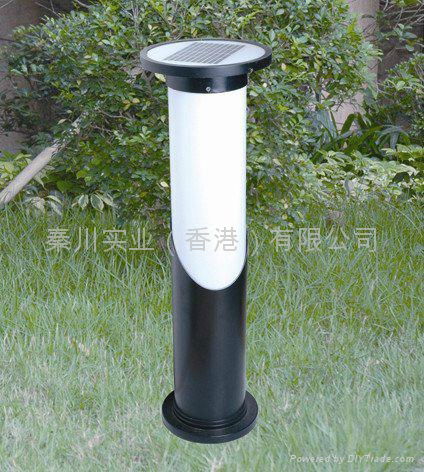 Solar lawn light 3