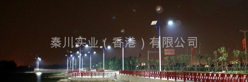 Solar/Wind hybrid generatin street lamp system 5