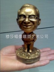 A small bronze statue of fine imitation crafts gifts sculpture