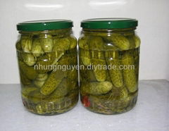 PICKLED GHERKINS 3-6CM IN JAR 720ML