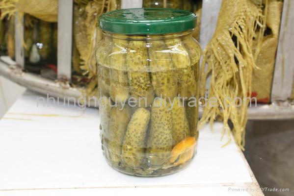 GHERKINS IN 2 RAWS IN JAR 720ML