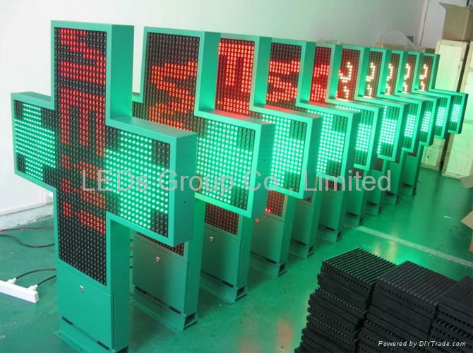 P10 Two Color LED Pharmacy Cross Display (2D/3D) 4