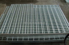 Steel grating