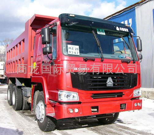 SINOTRUK HOWO 6X4 Dump truck 2