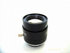 Manual-iris Lens