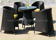 Outdoor dining set