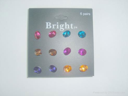 Stud earrings 5