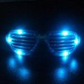 Light Up Sun Glasses with different dady color 3