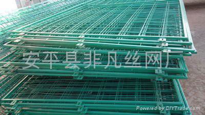 Wire Mesh Fence 4