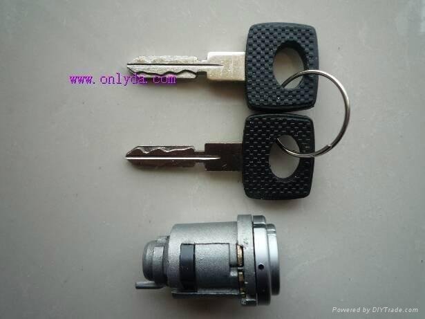 Benz lock 2