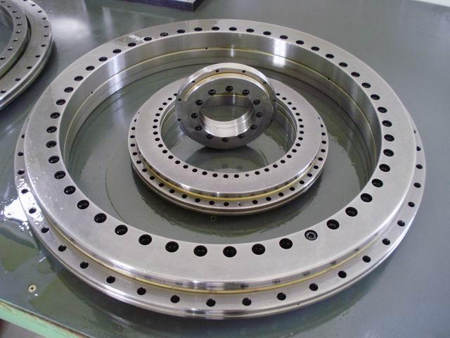 Thrust bearing  3