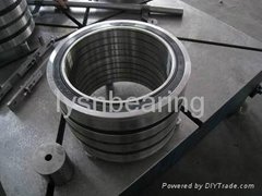 four-row tapered roller bearing 